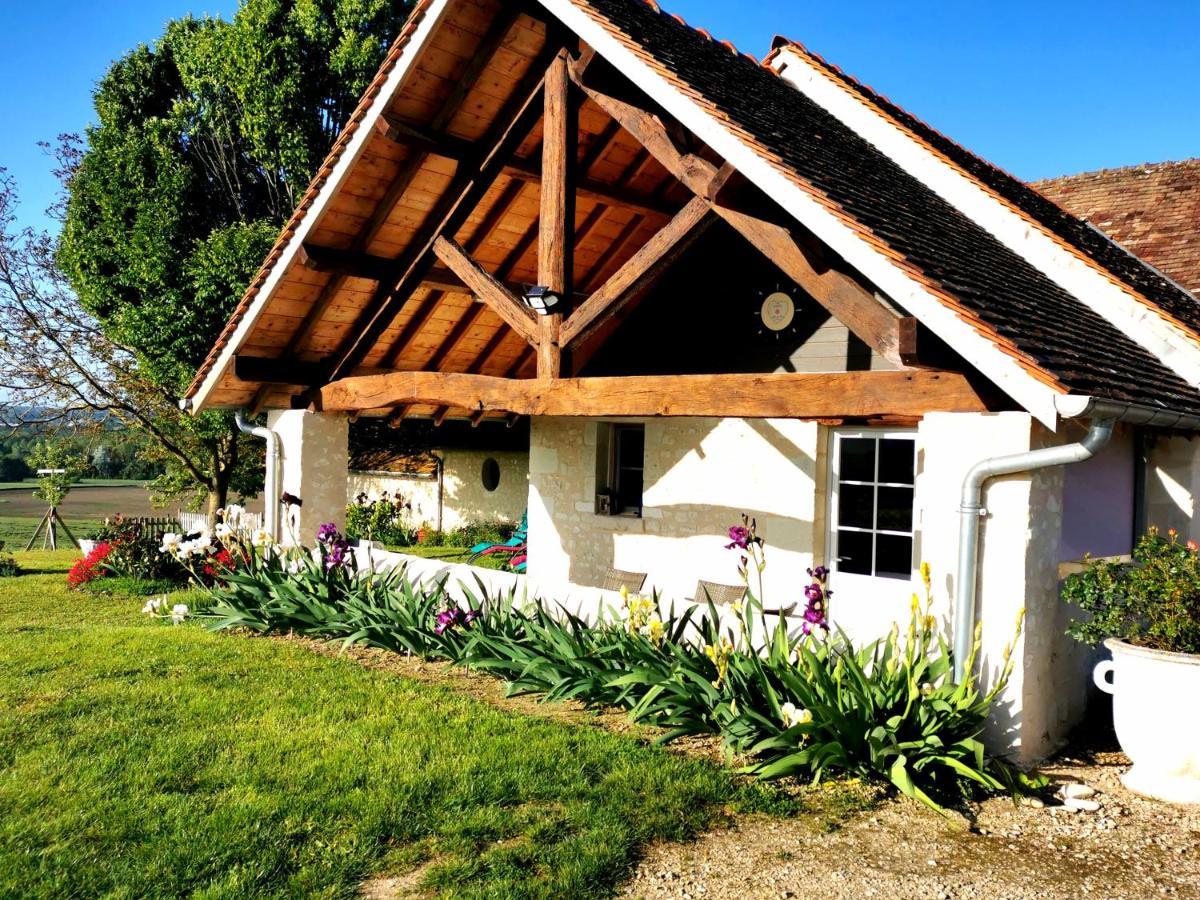 Gite De Charme Dans Un Cadre Calme Et Reposant Châtellerault Exterior photo