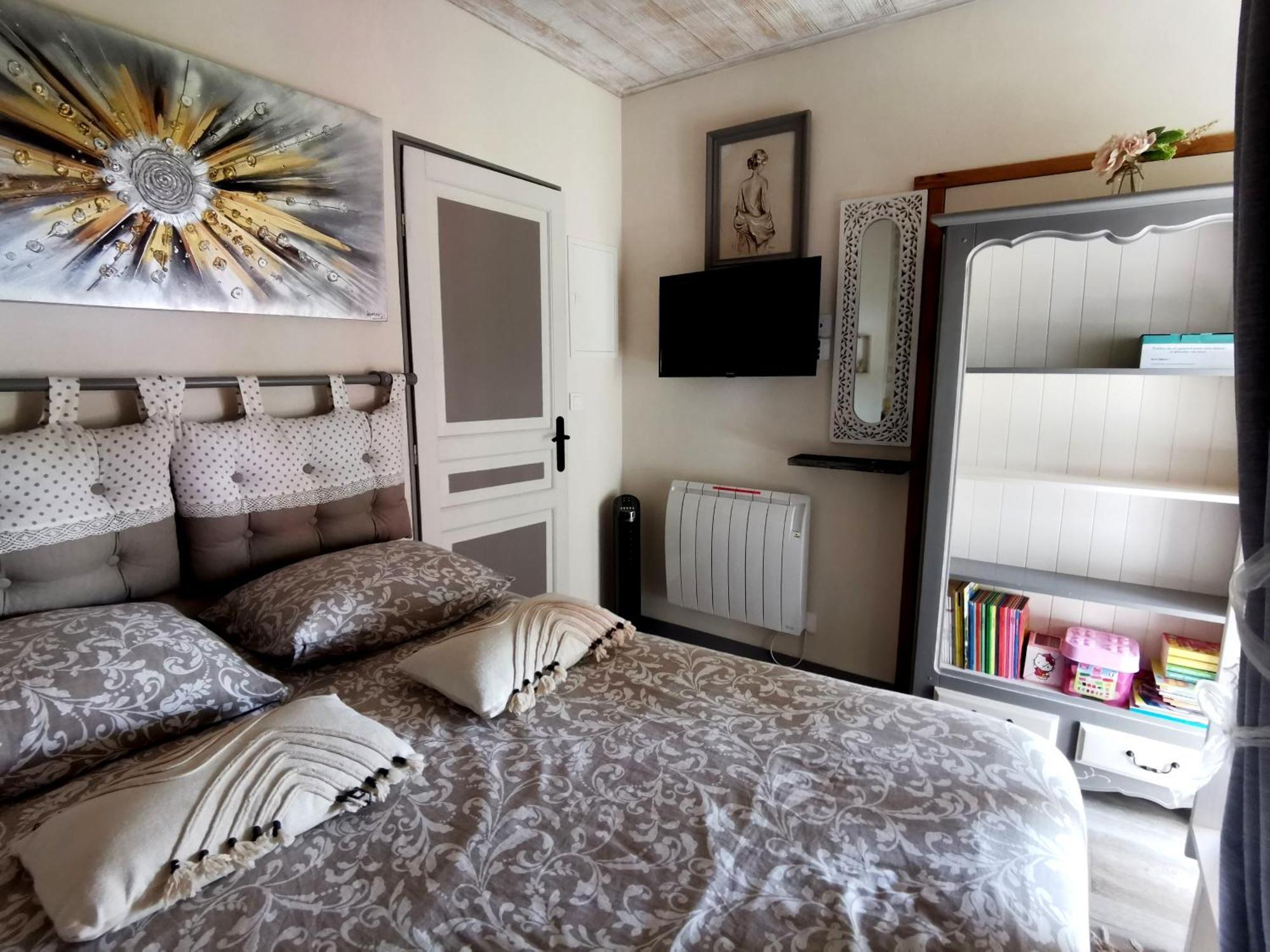Gite De Charme Dans Un Cadre Calme Et Reposant Châtellerault Exterior photo